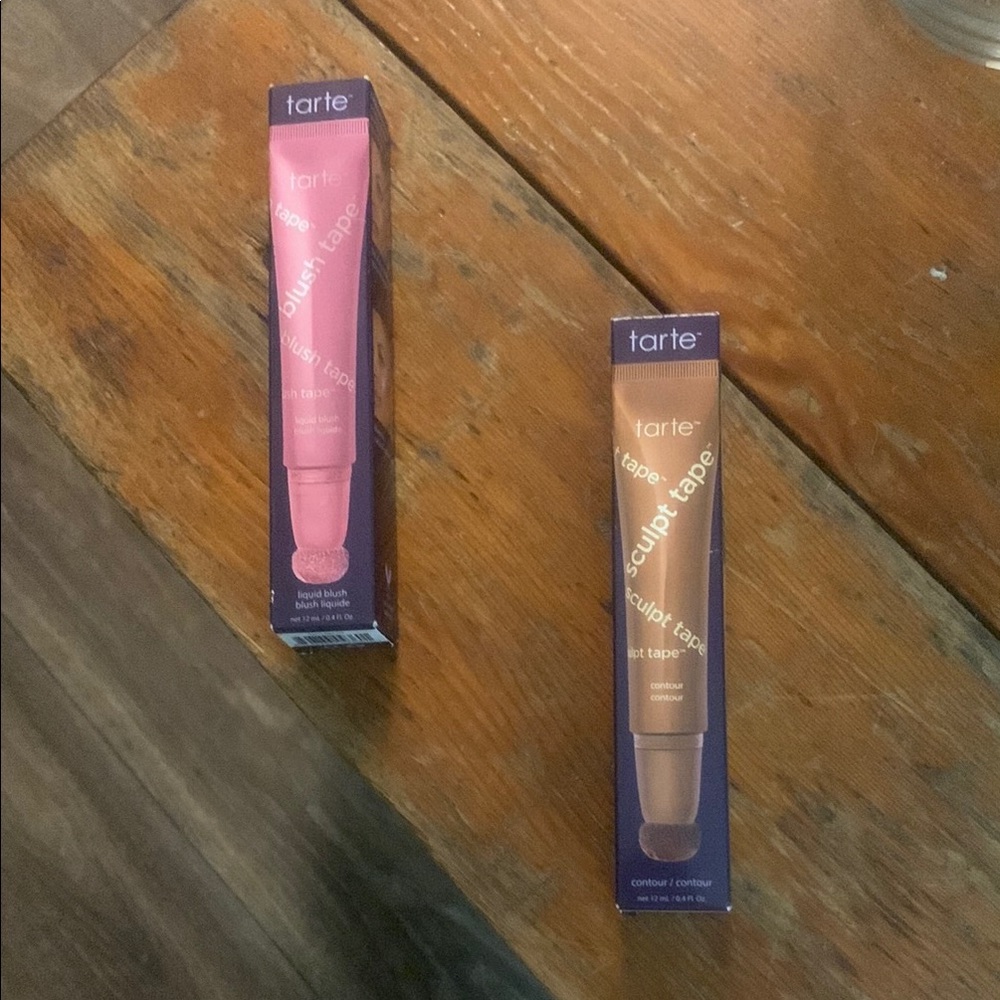Tarte blush- berry and tarte contour in color warm bronze. Never been used.